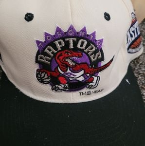 OFFICIAL NBA vintage Toronto Raptors Snapback Hat